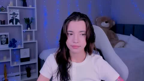 kimm wong online show from 04/27/26, 03:04