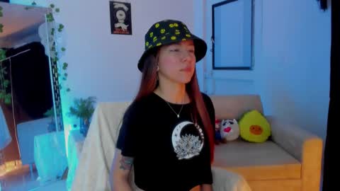 Kimm online show from 02/18/26, 01:23