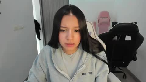 kimmi online show from 10/15/25, 06:41