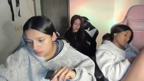 kimmi online show from 02/25/26, 11:25