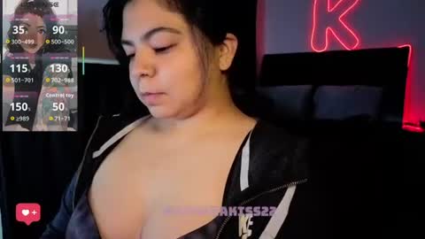 Kimmi online show from 07/11/26, 02:25