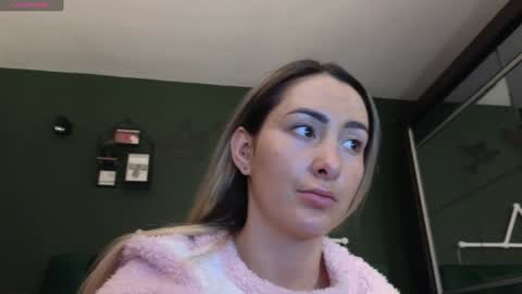 Snapshot of kimmie_ chatting on 01/26/25, 07:20 Kimmie online show from 01/26/25, 07:20