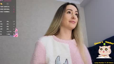 Snapshot of kimmie_ chatting on 03/03/25, 07:17 Kimmie online show from 03/03/25, 07:17