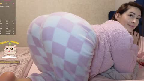 Snapshot of kimmie_ chatting on 10/07/25, 06:49 Kimmie online show from 10/07/25, 06:49