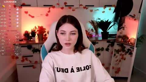 Snapshot of kimmie_shine chatting on 11/06/25, 03:24 Your Kimmie follow me online show from 11/06/25, 03:24