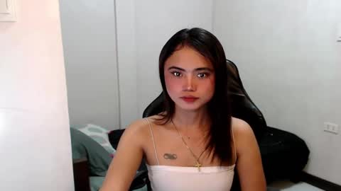 Snapshot of kimmy_fuckinggreat chatting on 12/07/24, 01:47 kim ejara online show from 12/07/24, 01:47