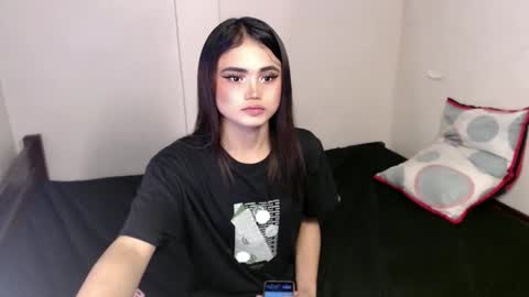 Snapshot of kimmy_fuckinggreat chatting on 01/29/25, 04:41 kim ejara online show from 01/29/25, 04:41