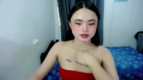 kim ejara online show from 04/12/26, 12:15