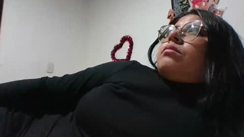 Kimmy online show from 02/15/25, 01:21