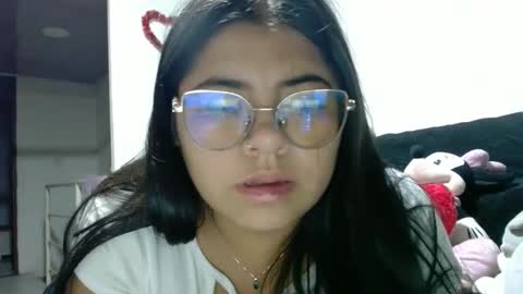 Kimmy online show from 09/17/25, 01:29