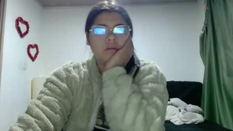 Kimmy online show from 09/18/25, 01:40