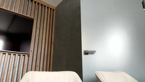 Kimmy online show from 02/14/25, 10:17