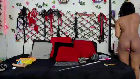 Snapshot of kimmy_woold chatting on 06/20/26, 01:25 kimmy_woold online show from 06/20/26, 01:25