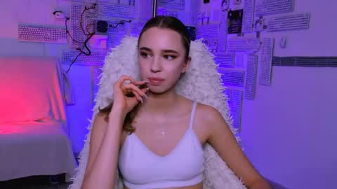 kimporins online show from 04/17/26, 07:44