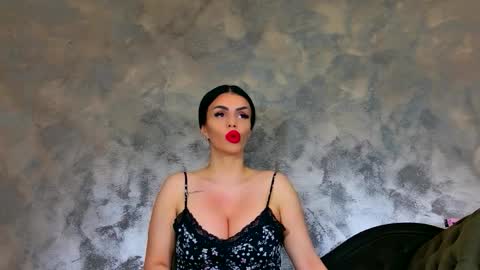 Kim Wilmes online show from 03/27/26, 05:13