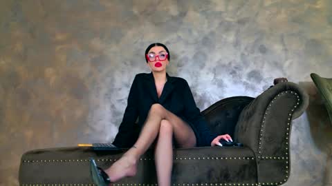 Kim Wilmes online show from 05/16/26, 02:16