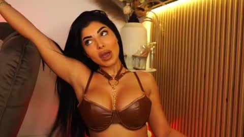 Andreea online show from 10/13/25, 09:26