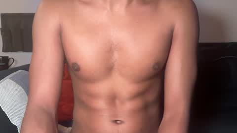 Isaac online show from 06/01/26, 02:41