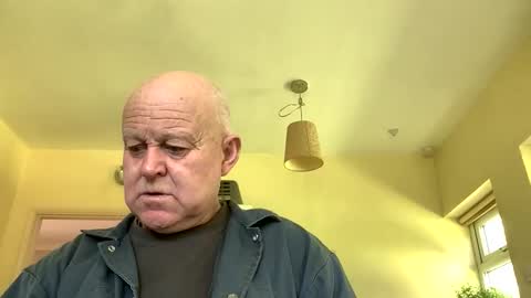 kindahairy4u online show from 04/12/26, 01:05