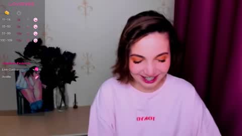 Hazel online show from 10/05/25, 08:12