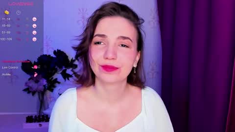 Hazel online show from 02/04/26, 08:09