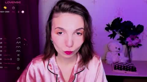 Hazel online show from 03/19/26, 10:58