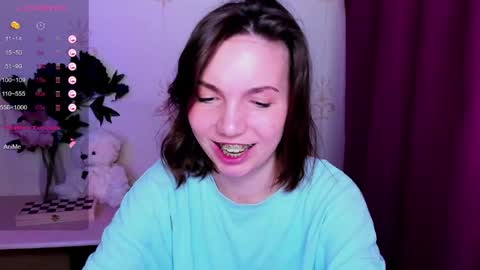 Hazel online show from 04/04/26, 07:39