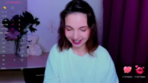 Hazel online show from 05/30/26, 02:41