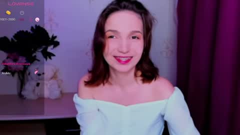 Snapshot of kindhazelhere_ chatting on 06/08/26, 01:28 Hazel online show from 06/08/26, 01:28