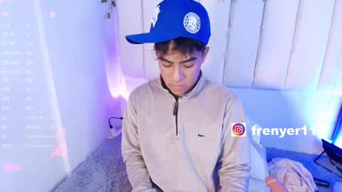 king  help me reach 100 likes online show from 01/12/25, 11:47