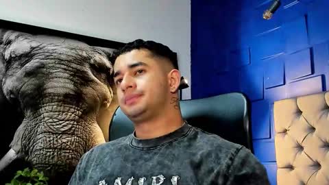 Angel Falconer online show from 11/25/25, 01:27