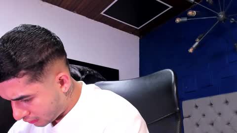 Angel Falconer online show from 12/14/25, 11:42