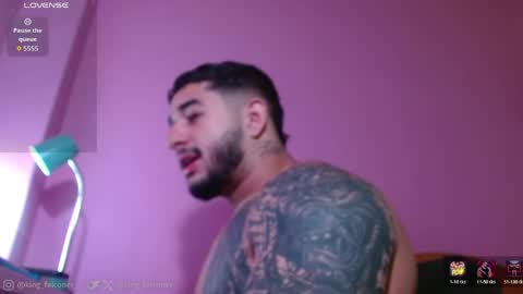 Snapshot of king_falconer chatting on 05/02/26, 02:05 Angel Falconer online show from 05/02/26, 02:05