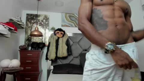 HOT MEN BLACK online show from 11/29/25, 12:41