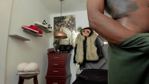 HOT MEN BLACK online show from 02/22/26, 12:36