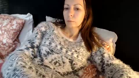 sexysexyhotwetpinkredpussy online show from 05/25/26, 06:25