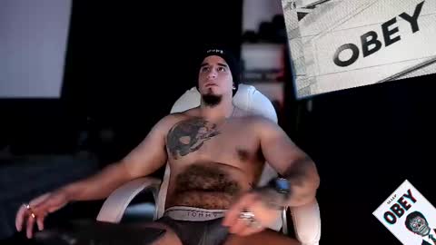 Snapshot of kingbear777 chatting on 02/16/25, 11:05 King Bear online show from 02/16/25, 11:05