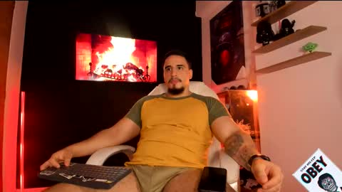 Snapshot of kingbear777 chatting on 09/14/25, 11:15 King Bear online show from 09/14/25, 11:15