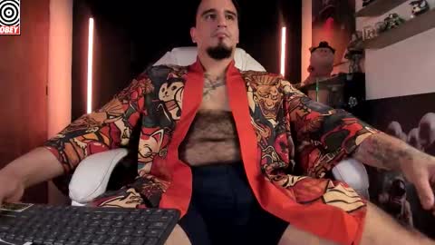 King Bear online show from 03/28/26, 02:33