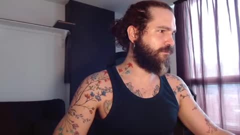 Snapshot of kingcat420 chatting on 11/12/25, 06:30 Jake online show from 11/12/25, 06:30