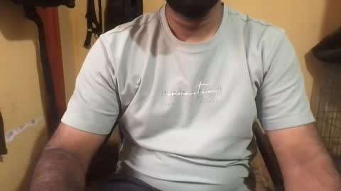 kingcobra_08 online show from 10/29/25, 08:27