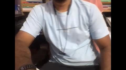 kingcobra_08 online show from 05/18/26, 03:02