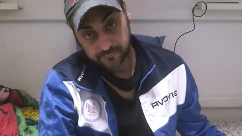  ivano corona  online show from 11/06/25, 02:07