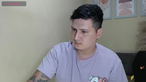 Snapshot of kingdominico chatting on 03/10/25, 02:17 kingdominico online show from 03/10/25, 02:17