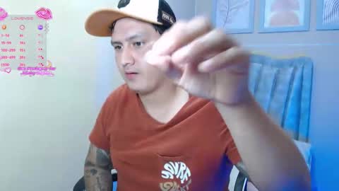 Snapshot of kingdominico chatting on 12/14/25, 08:24 kingdominico online show from 12/14/25, 08:24