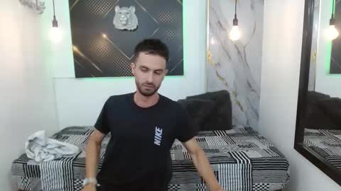 Snapshot of kingoftemptation chatting on 03/01/26, 02:02 KING online show from 03/01/26, 02:02