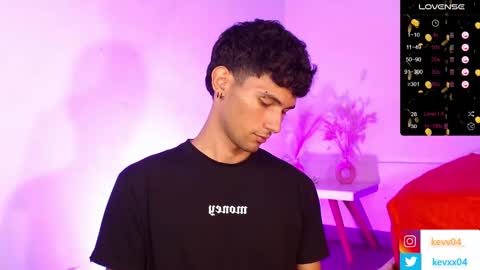 Snapshot of kingparker1 chatting on 10/13/25, 04:56 A L E X online show from 10/13/25, 04:56