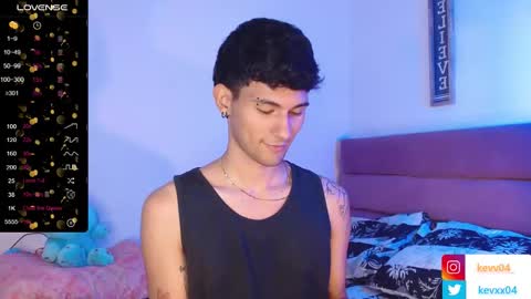 Snapshot of kingparker1 chatting on 10/17/25, 02:37 A L E X online show from 10/17/25, 02:37