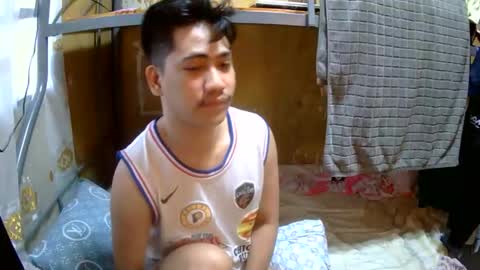 Ruru online show from 12/02/25, 08:08