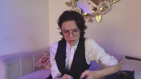 Thomas online show from 03/09/26, 01:59